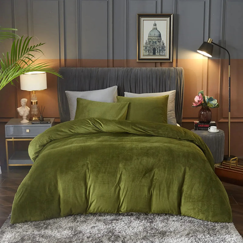 Luxuriate in Opulence with Velvet Bedding Sets