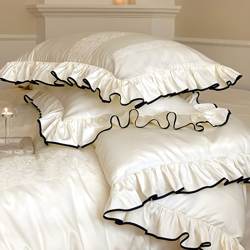 Courchevel Bedding Sets: White Organic Cotton Duvet Cover with Chic Black Edges - 1000-thread Count