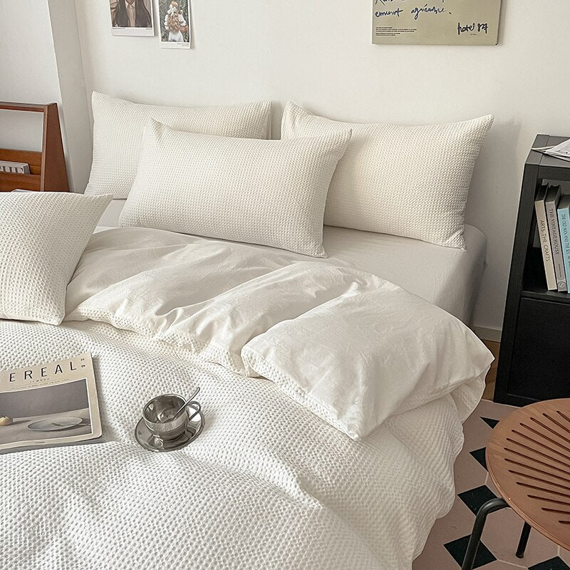 Eze Bedding Sets: White Waffle Weave Duvet Cover Set in Organic Cotton - 1000 Thread Count