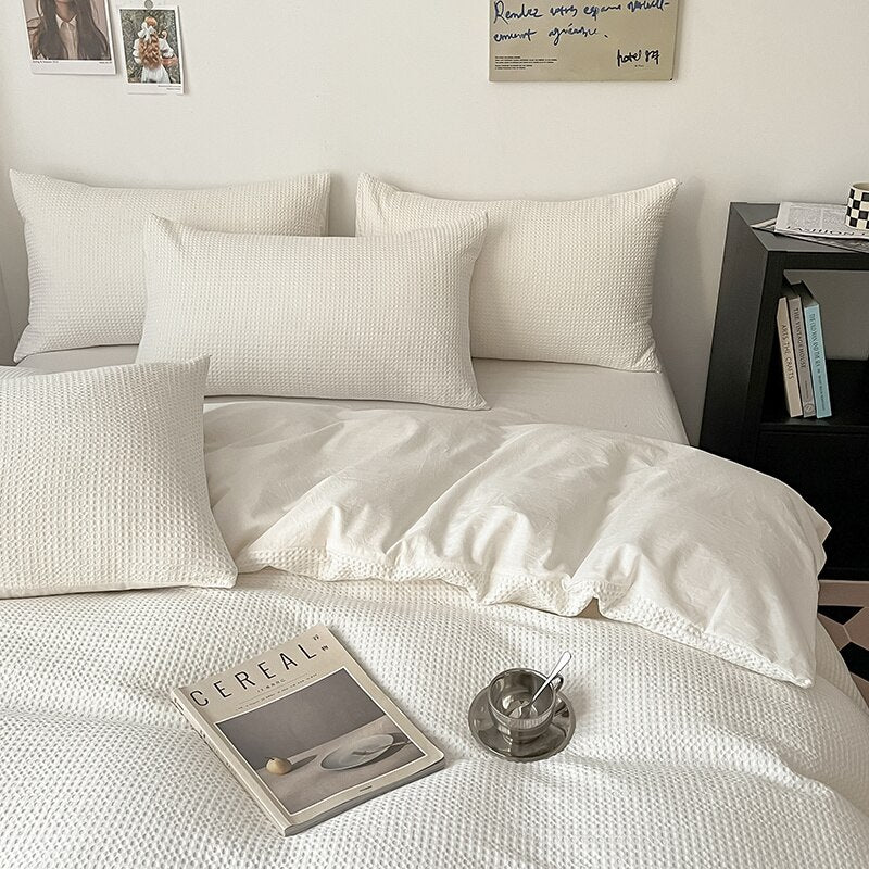 Eze Bedding Sets: White Waffle Weave Duvet Cover Set in Organic Cotton - 1000 Thread Count