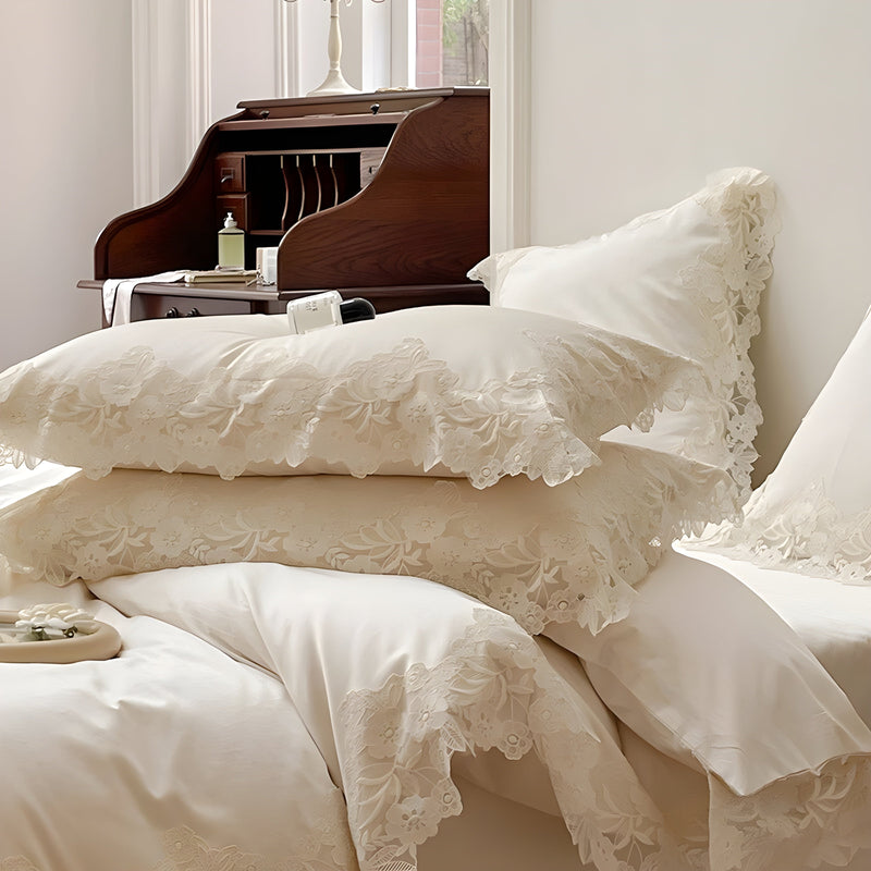Megève Bedding Set | 6 Piece Luxury Organic Cotton | Elegant Lace Borders | Queen and King Sizes
